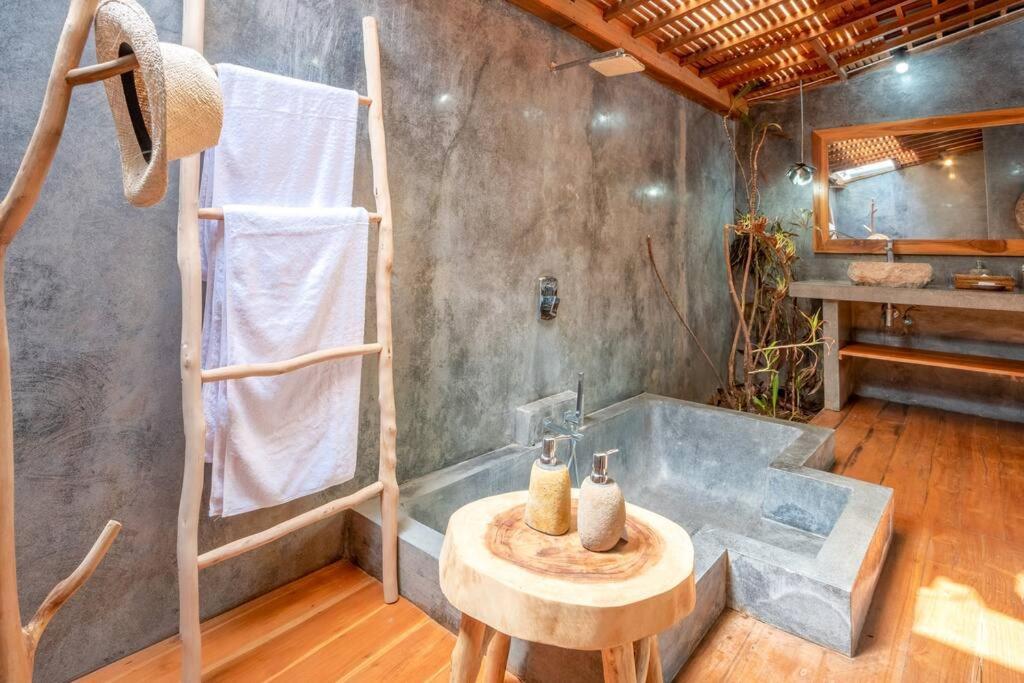 Secret River Villa - Luxury Villa 5 Bedrooms - Kerobokan - Canggu Exterior foto